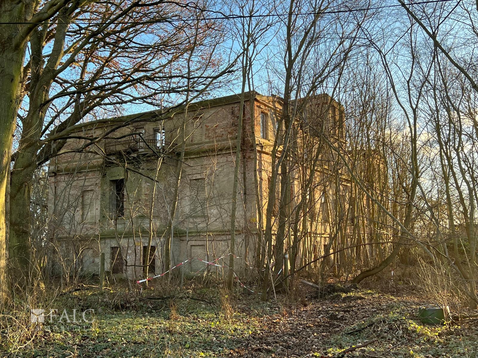 Nord-West-Seite